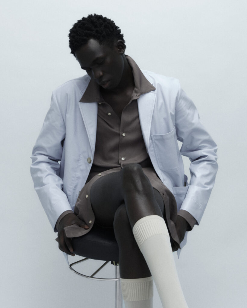 Lookbook for J'ai Mal A La Tete